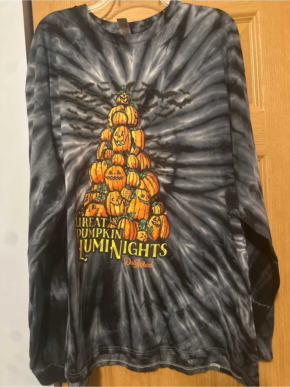 Gildan Black Tie-Dye Long-Sleeve Top with Orange Pumpkin Stack